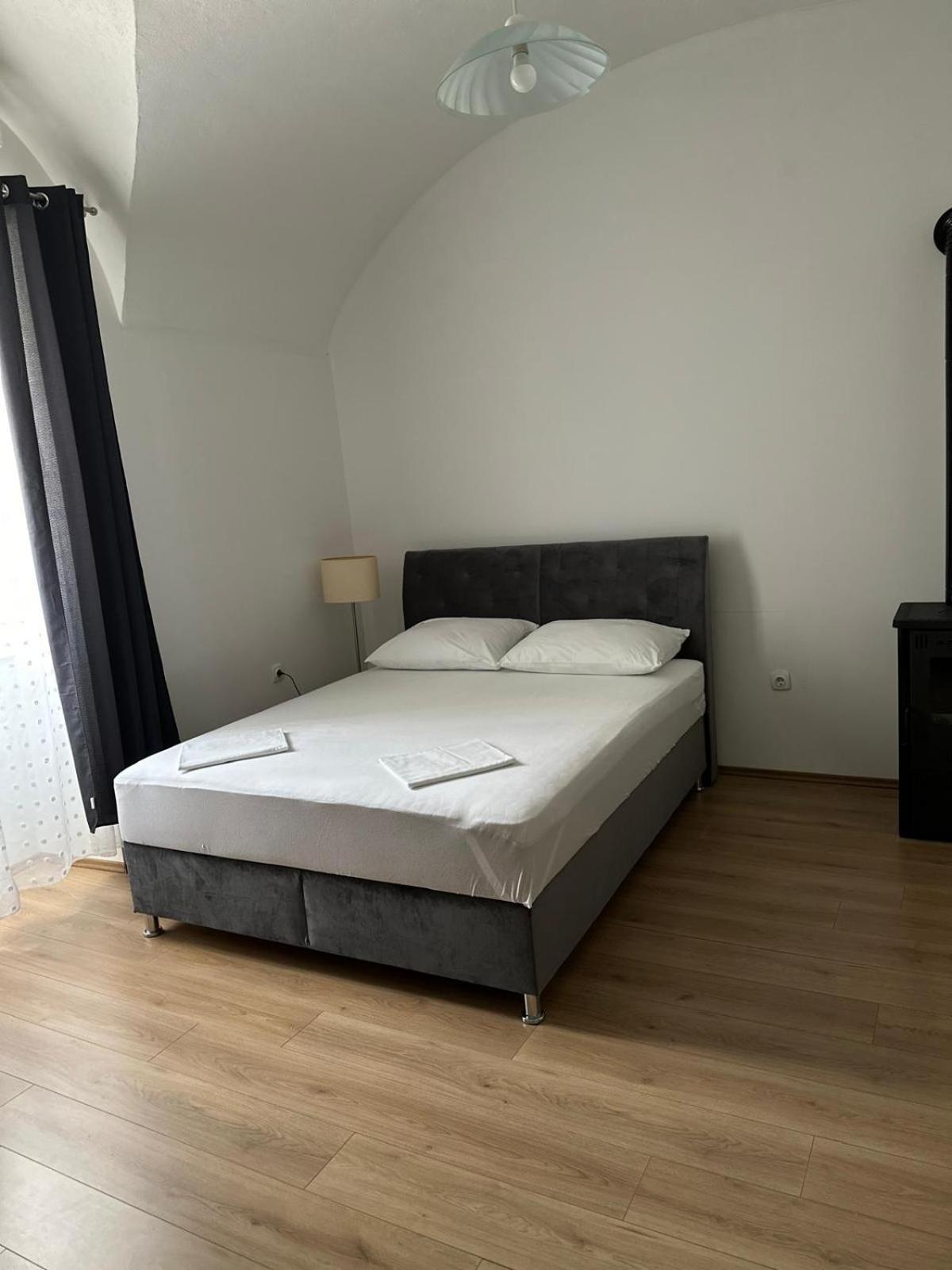 Studio Apartman Grga セニ エクステリア 写真