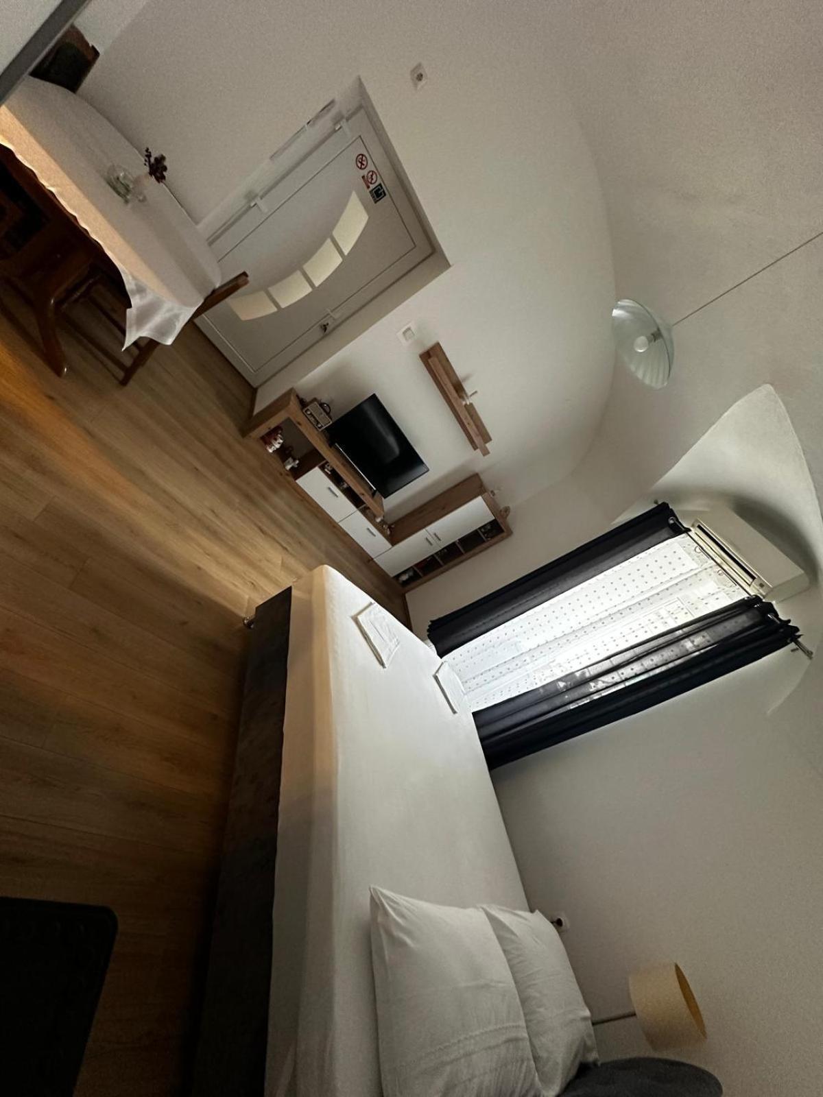 Studio Apartman Grga セニ エクステリア 写真