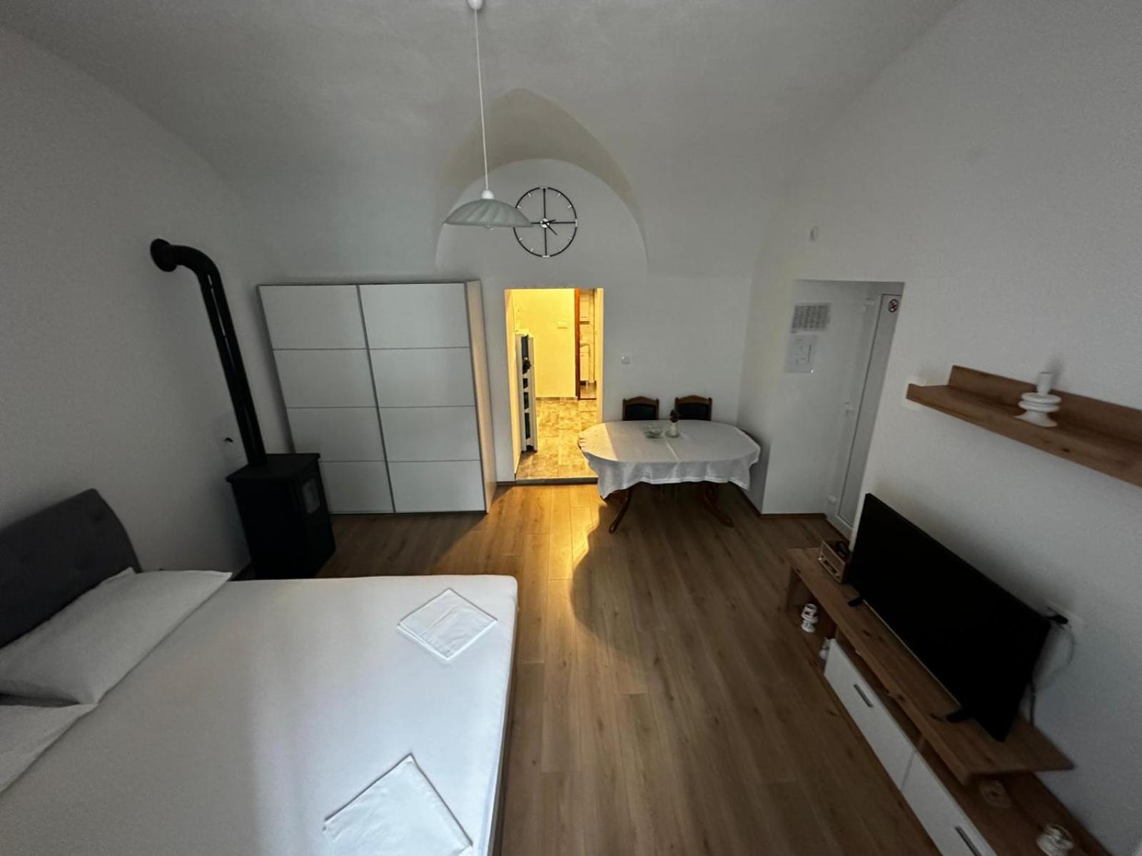 Studio Apartman Grga セニ エクステリア 写真
